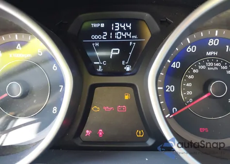 2011 Hyundai Elantra Gls (Ulsan Plant) z USA, uszkodzony, nr VIN KMHDH4AE4BU087789